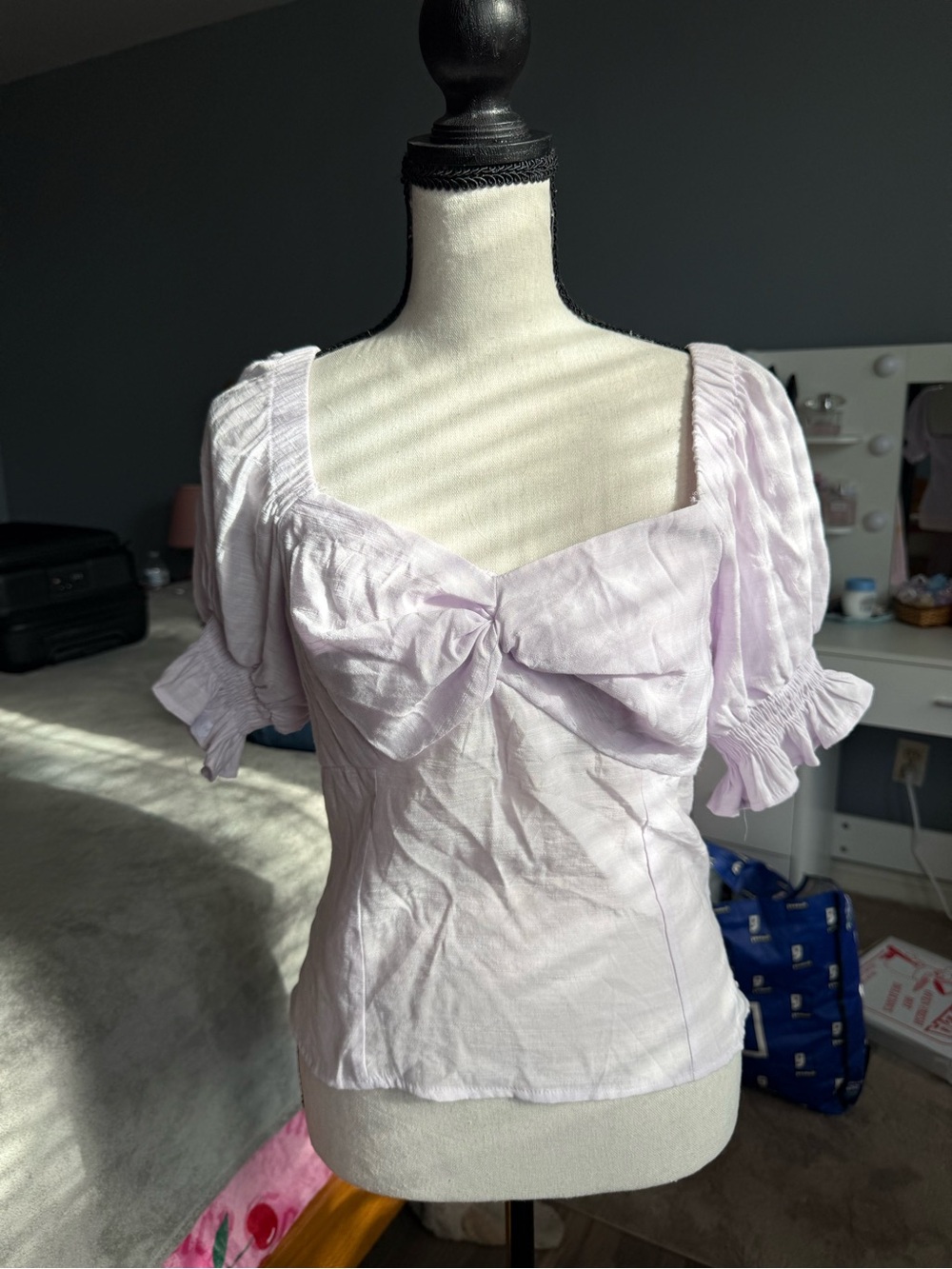 Nine West Lavender Bow Front Puff Sleeve Top